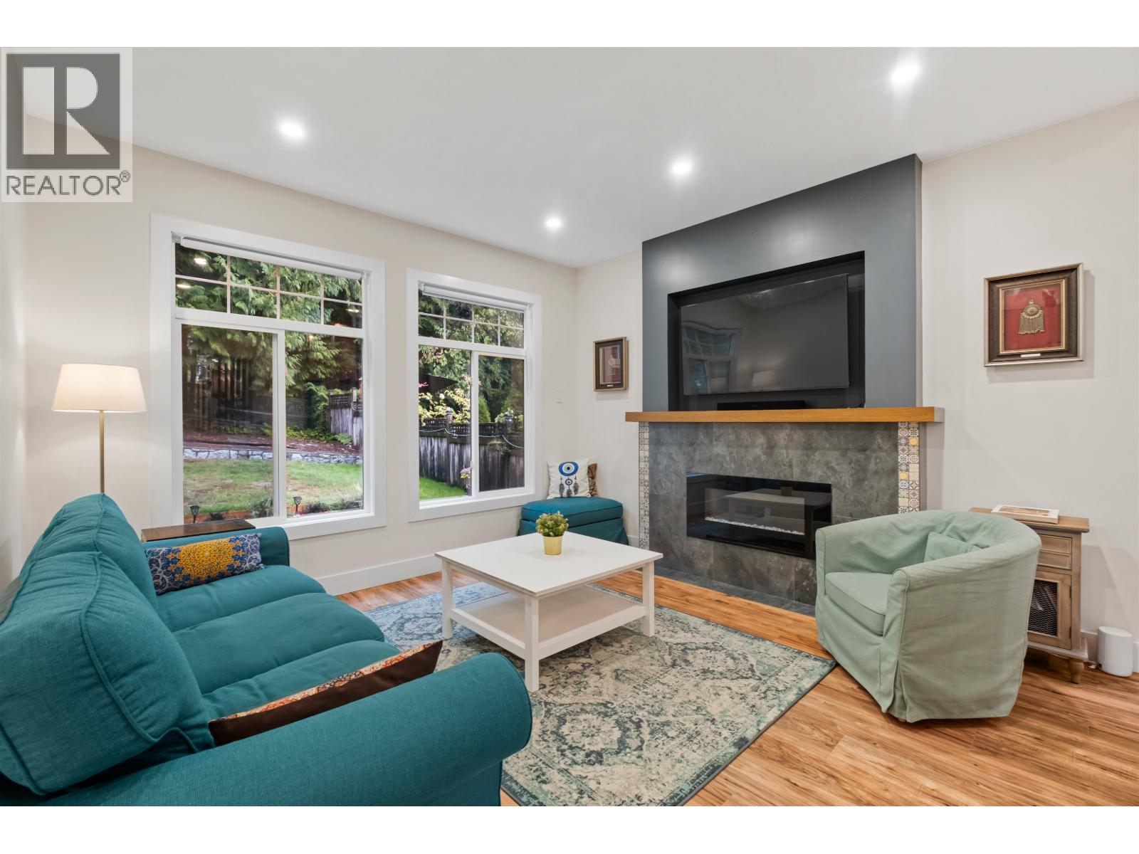 1693 Arbutus Place, Coquitlam, British Columbia  V3E 3K2 - Photo 7 - R3054877