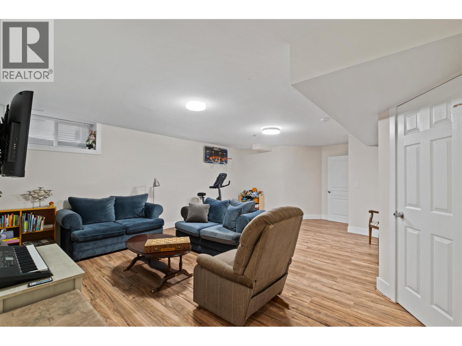 1693 Arbutus Place, Coquitlam, British Columbia  V3E 3K2 - Photo 25 - R3054877