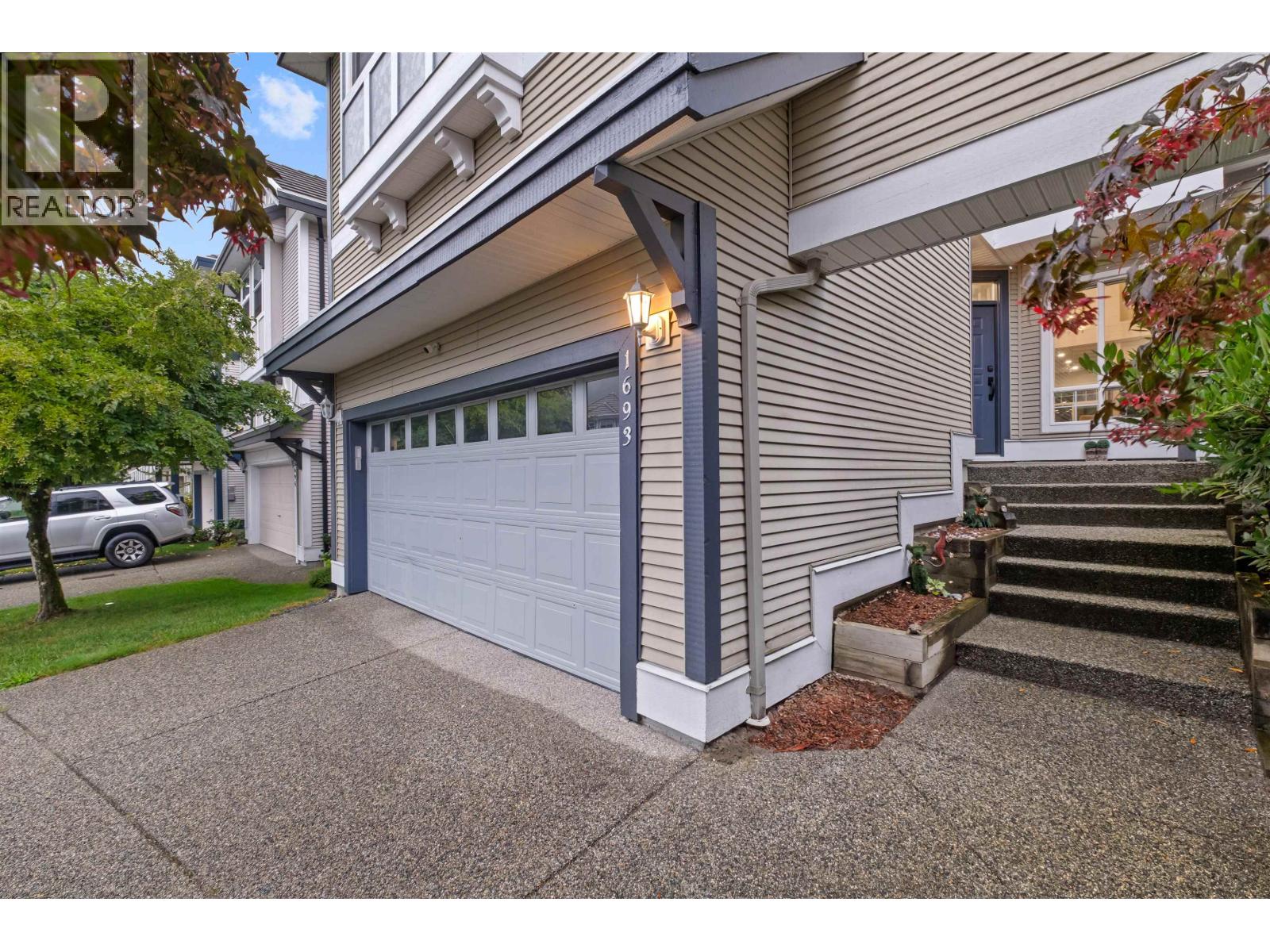 1693 Arbutus Place, Coquitlam, British Columbia  V3E 3K2 - Photo 28 - R3054877