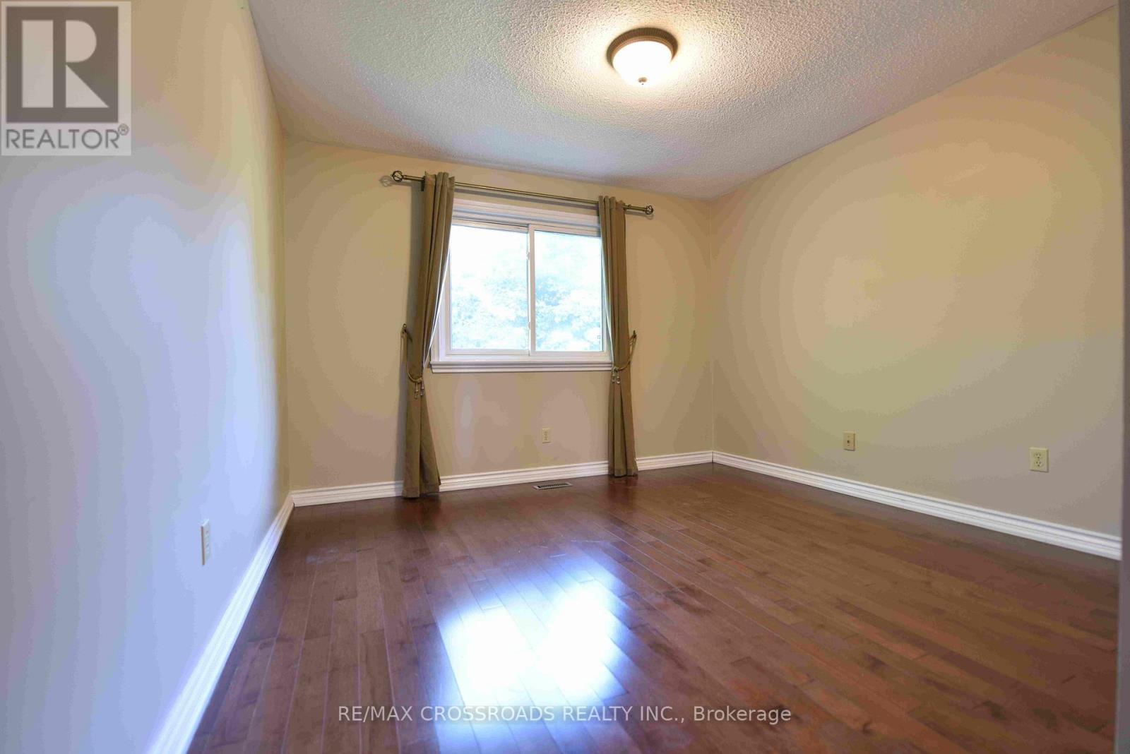 72 Millstone Court, Markham, Ontario  L3R 7M5 - Photo 12 - N12437255