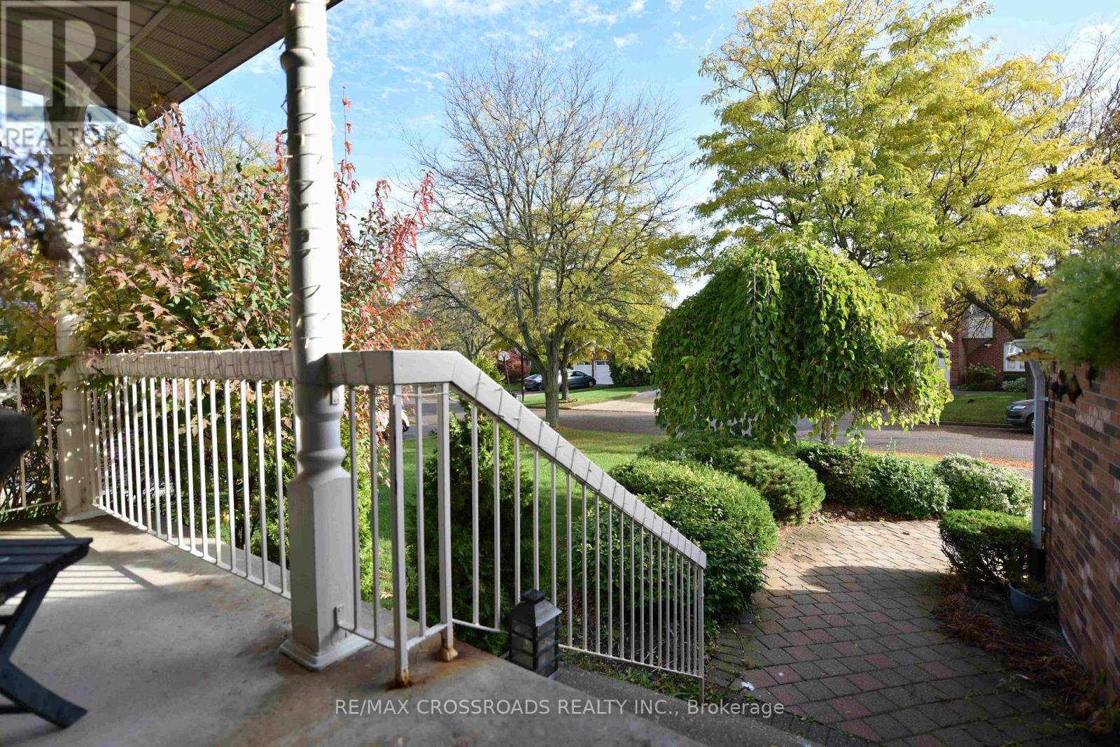 72 Millstone Court, Markham, Ontario  L3R 7M5 - Photo 2 - N12437255