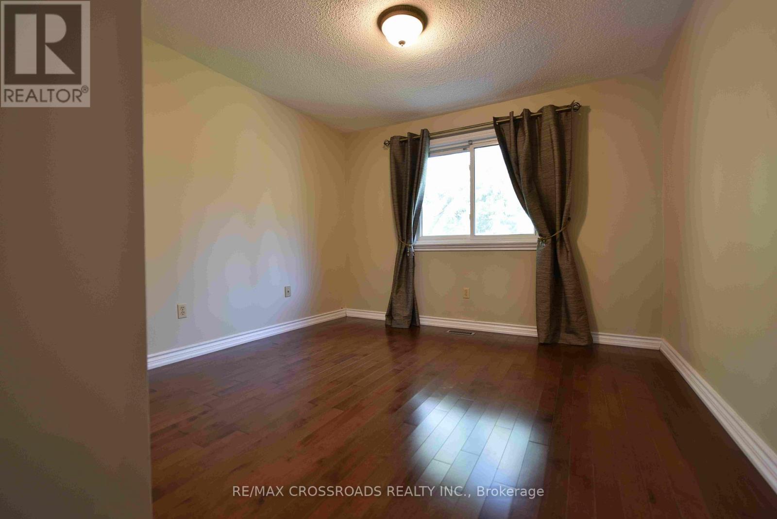 72 Millstone Court, Markham, Ontario  L3R 7M5 - Photo 13 - N12437255