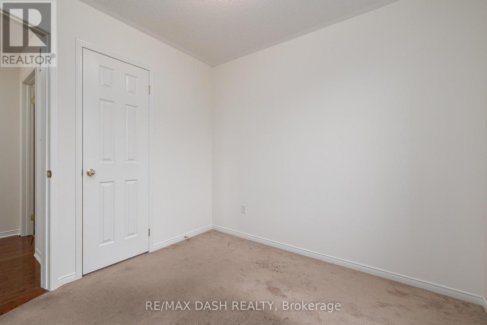 57 Ted Wray Circle, Toronto, Ontario  M3L 0G8 - Photo 37 - W12470220