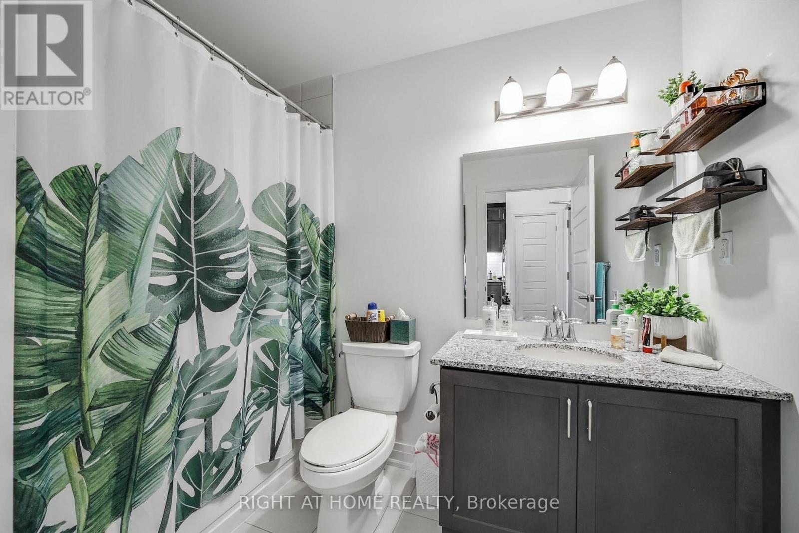 218 - 3265 Carding Mill Trail, Oakville, Ontario  L6M 0W6 - Photo 7 - W12470231