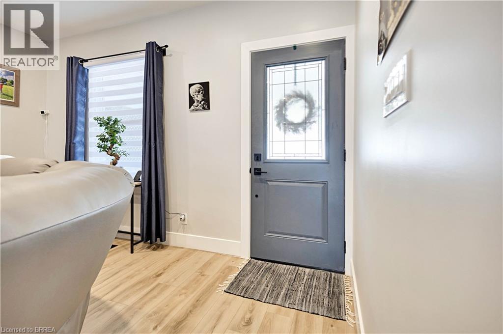 197 Grand Street, Brantford, Ontario  N3R 4C2 - Photo 5 - 40779926