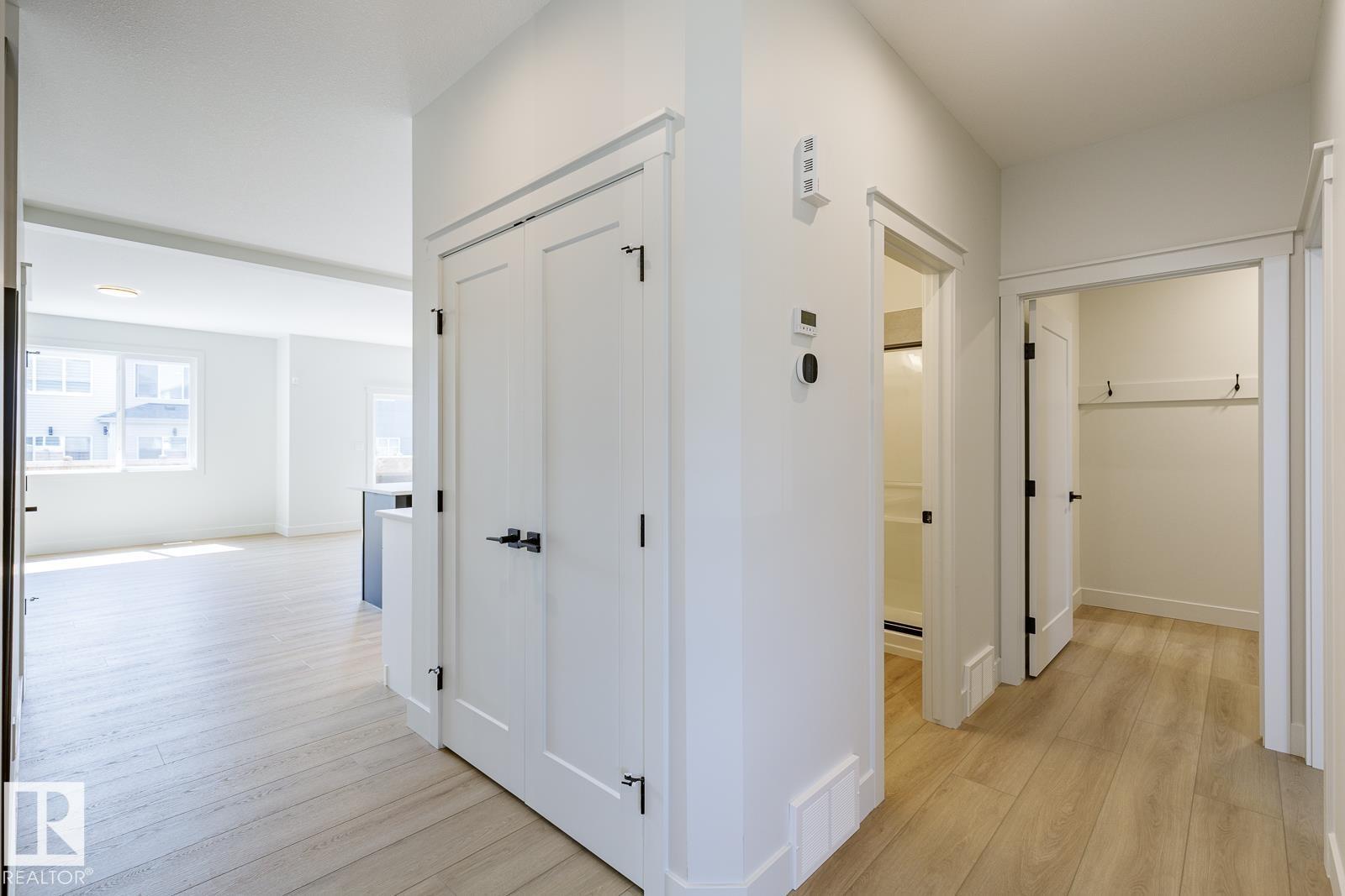 15679 18 Av Sw, Edmonton, Alberta  T6W 5E1 - Photo 18 - E4457000