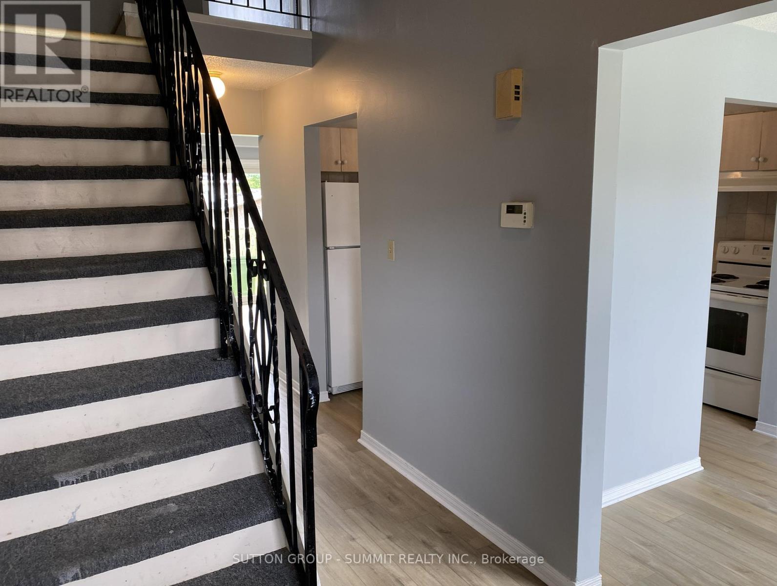 264 - 100 Brownleigh Avenue, Welland, Ontario  L3B 5V8 - Photo 7 - X12439515