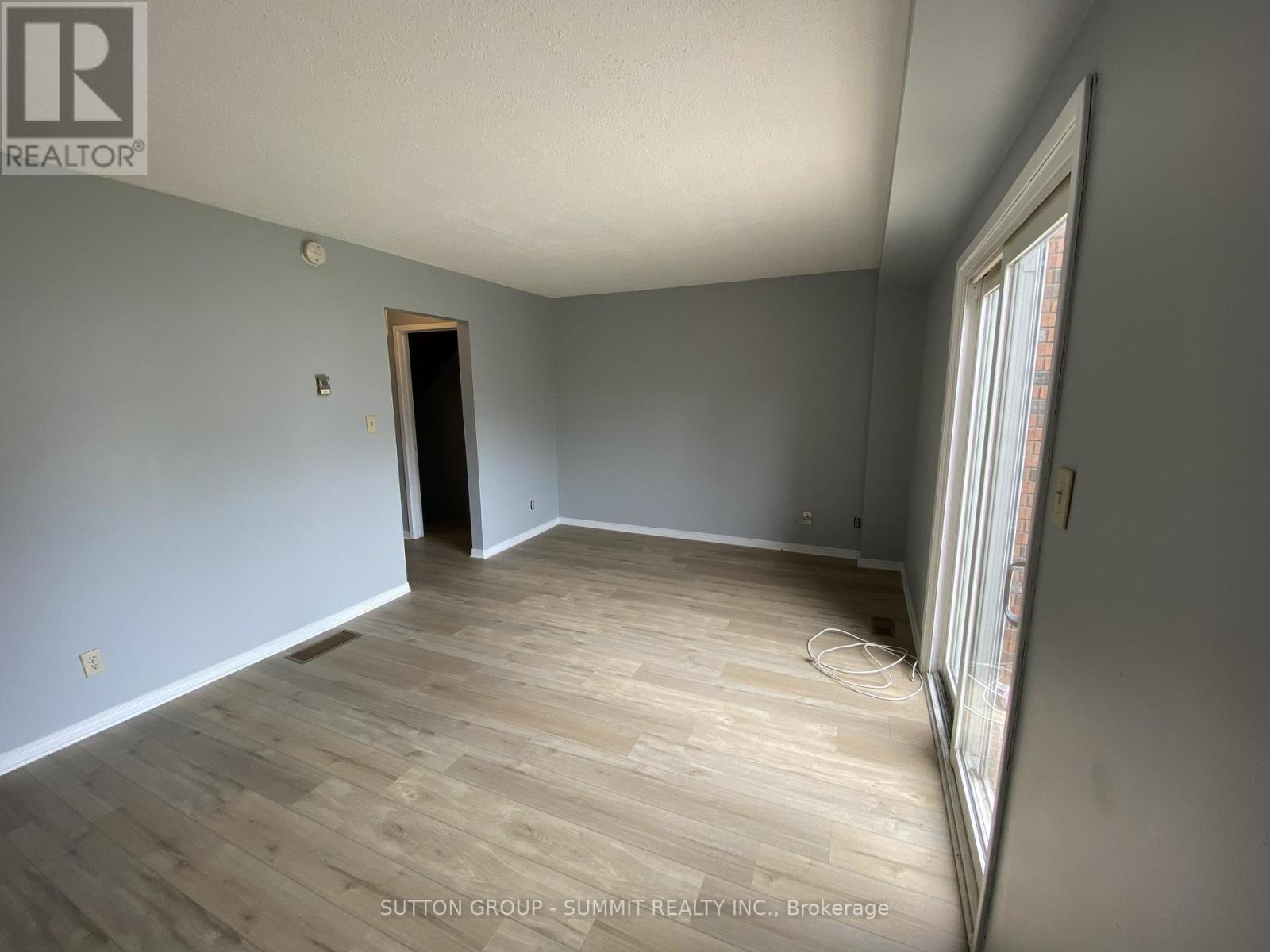 264 - 100 Brownleigh Avenue, Welland, Ontario  L3B 5V8 - Photo 9 - X12439515