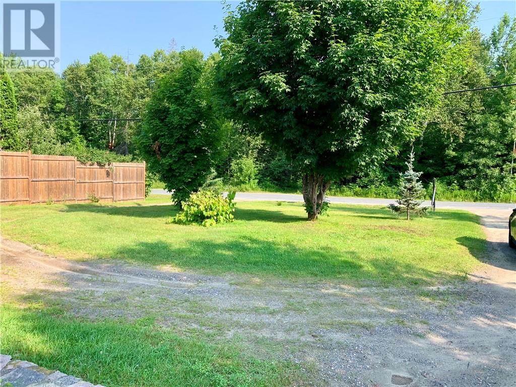 63 Larchmount Drive, Chelmsford, Ontario  P0M 1L0 - Photo 2 - 2121770