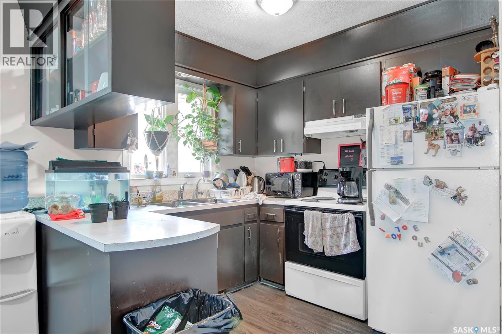 1526 Oxford Street, Regina, Saskatchewan  S4N 4M1 - Photo 2 - SK021194