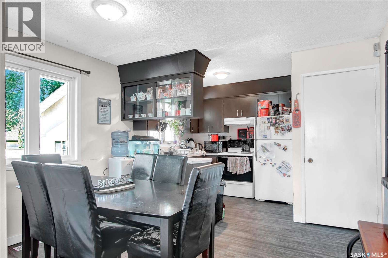 1526 Oxford Street, Regina, Saskatchewan  S4N 4M1 - Photo 3 - SK021194