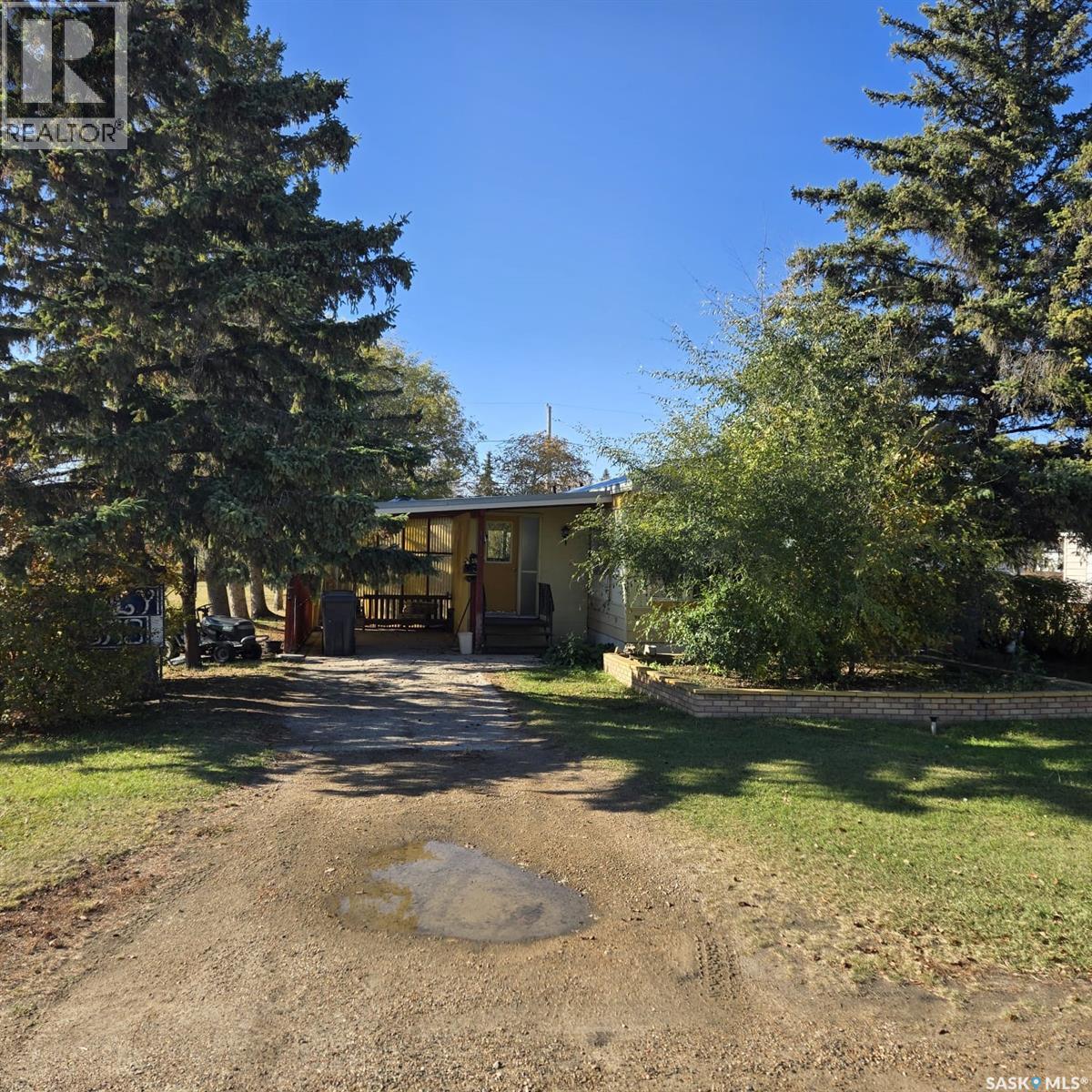 113 William Street, Radisson, Saskatchewan  S0K 3L0 - Photo 2 - SK021124