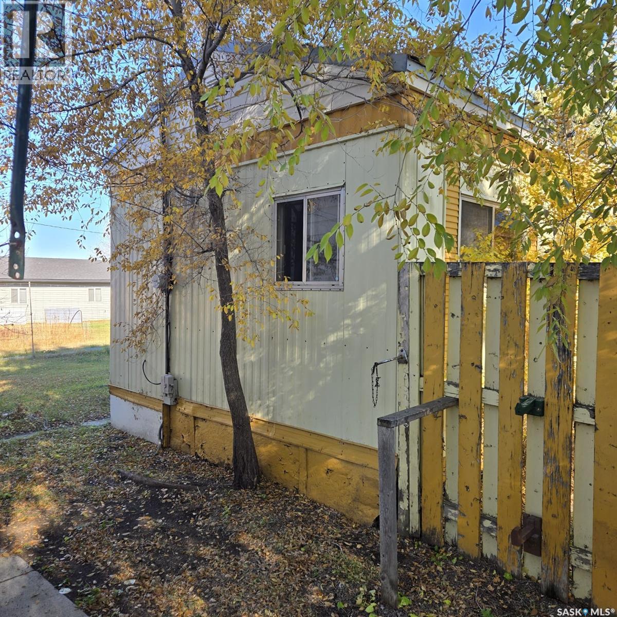 113 William Street, Radisson, Saskatchewan  S0K 3L0 - Photo 28 - SK021124