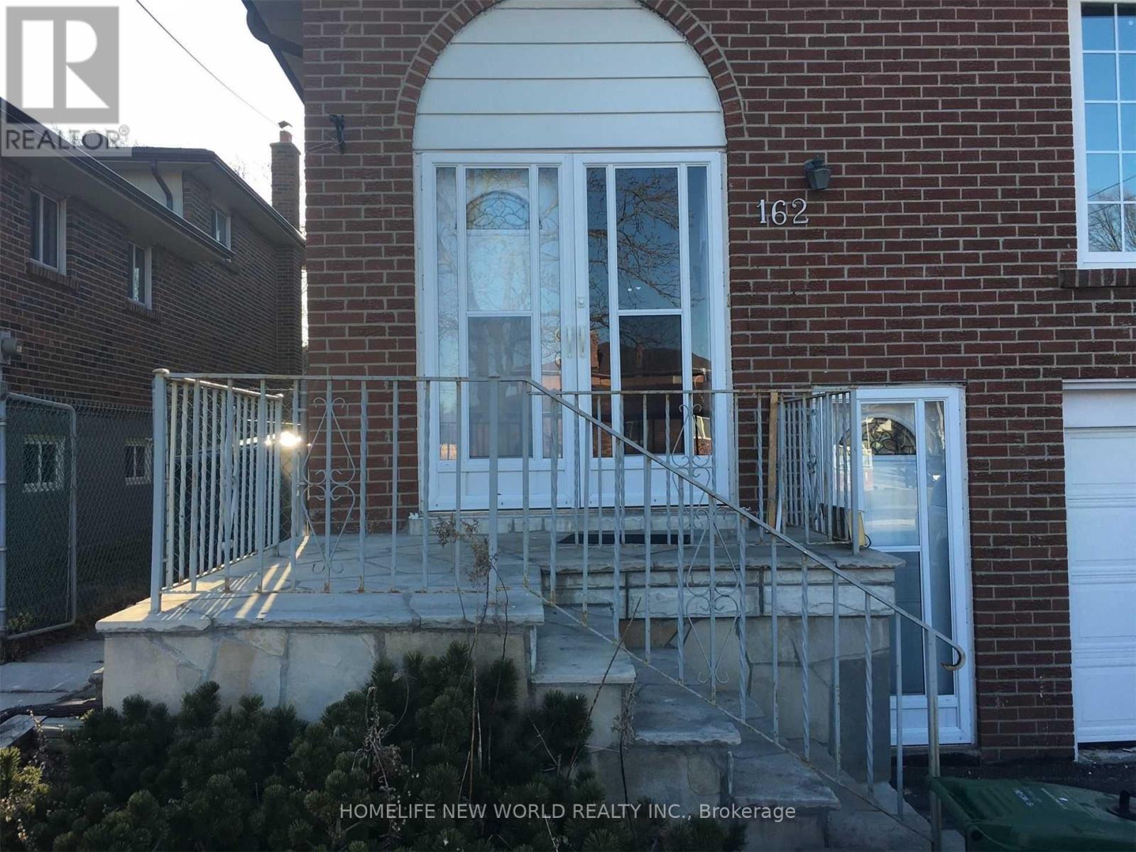 UPPER - 162 EDMONTON DRIVE, Toronto, Ontario