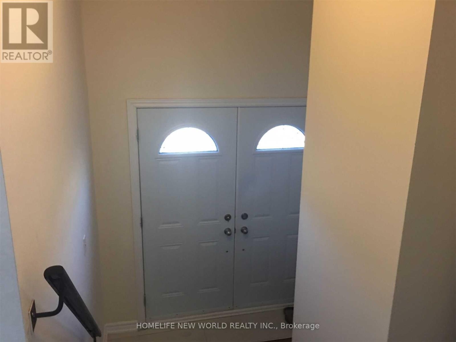 Upper - 162 Edmonton Drive, Toronto, Ontario  M2J 3X1 - Photo 3 - C12470245