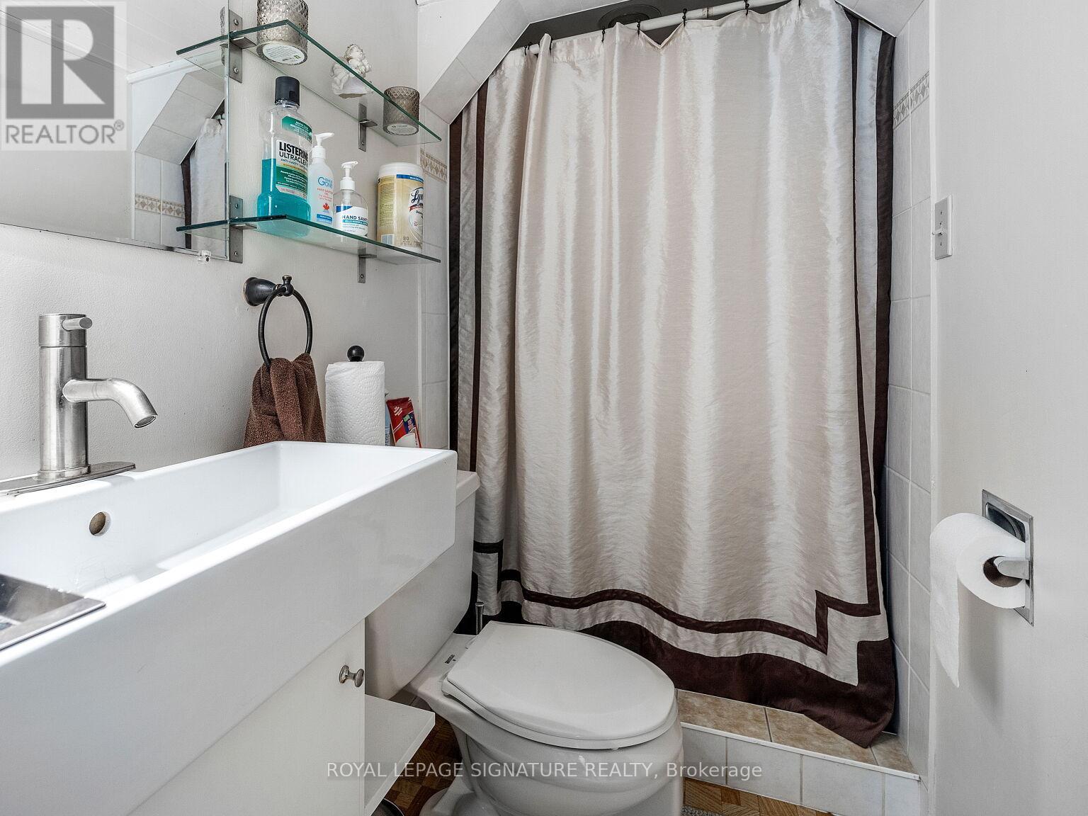 77 Heaslip Terrace, Toronto, Ontario  M1T 1W8 - Photo 9 - E12470246