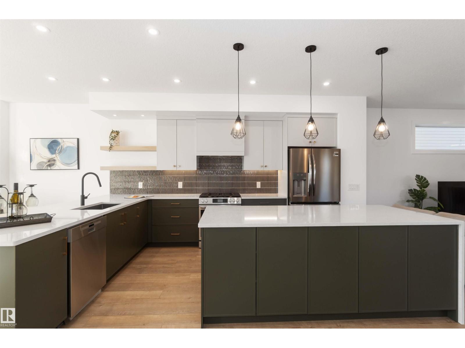 7505 Rowland Rd Nw, Edmonton, Alberta  T6A 3W4 - Photo 10 - E4461403
