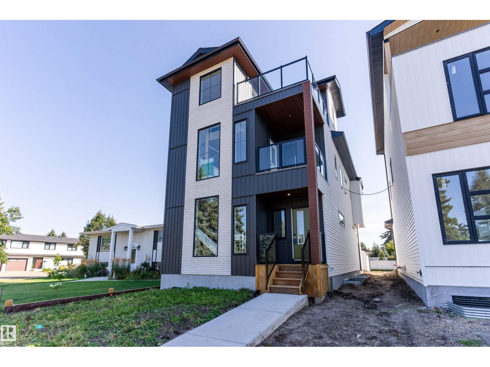 7505 Rowland Rd Nw, Edmonton, Alberta  T6A 3W4 - Photo 51 - E4461403