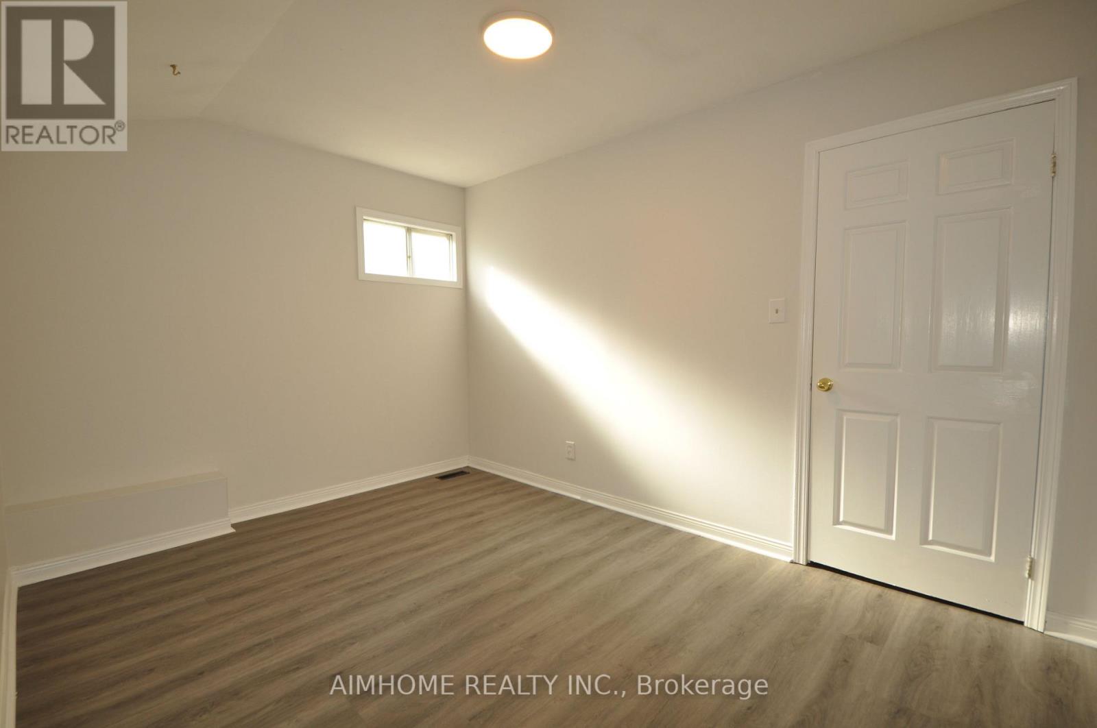 36 Flowervale Road, Markham, Ontario  L3T 4J4 - Photo 15 - N12470237