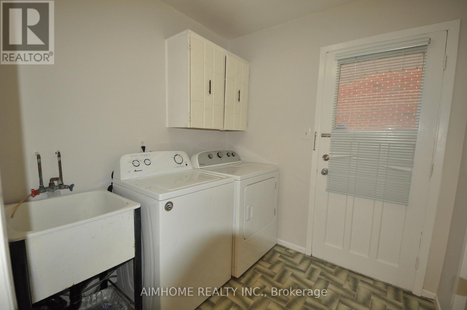 36 Flowervale Road, Markham, Ontario  L3T 4J4 - Photo 24 - N12470237