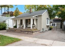 43 WELLS STREET, Aurora, Ontario