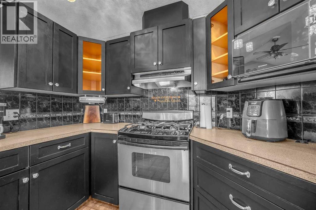 303 1 Street, Irricana, Alberta  T0M 1B0 - Photo 7 - A2265272