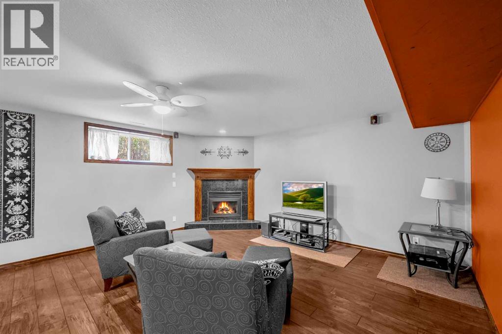 303 1 Street, Irricana, Alberta  T0M 1B0 - Photo 30 - A2265272