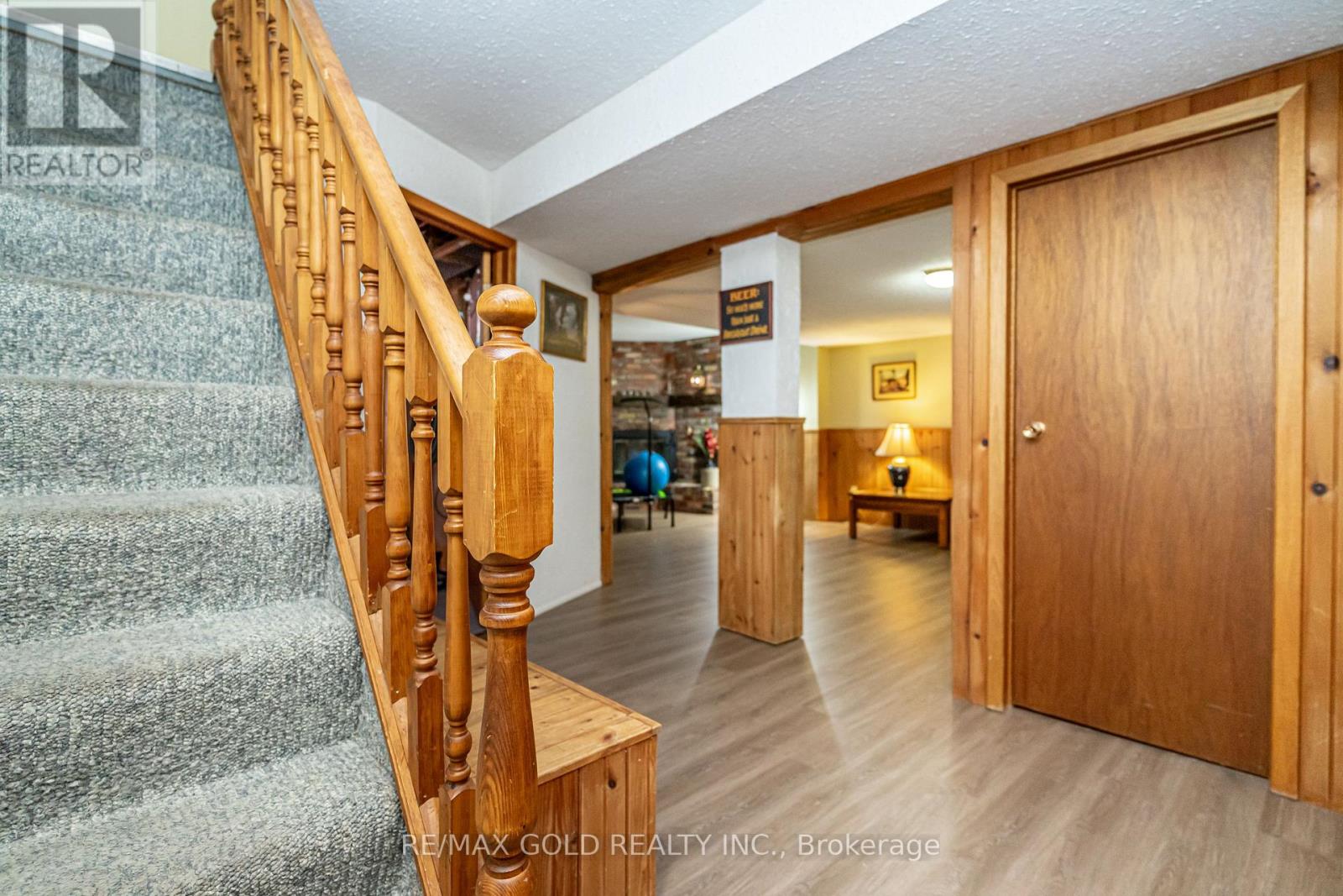 74 Lorraine Crescent, Brampton, Ontario  L6S 2R7 - Photo 32 - W12468731