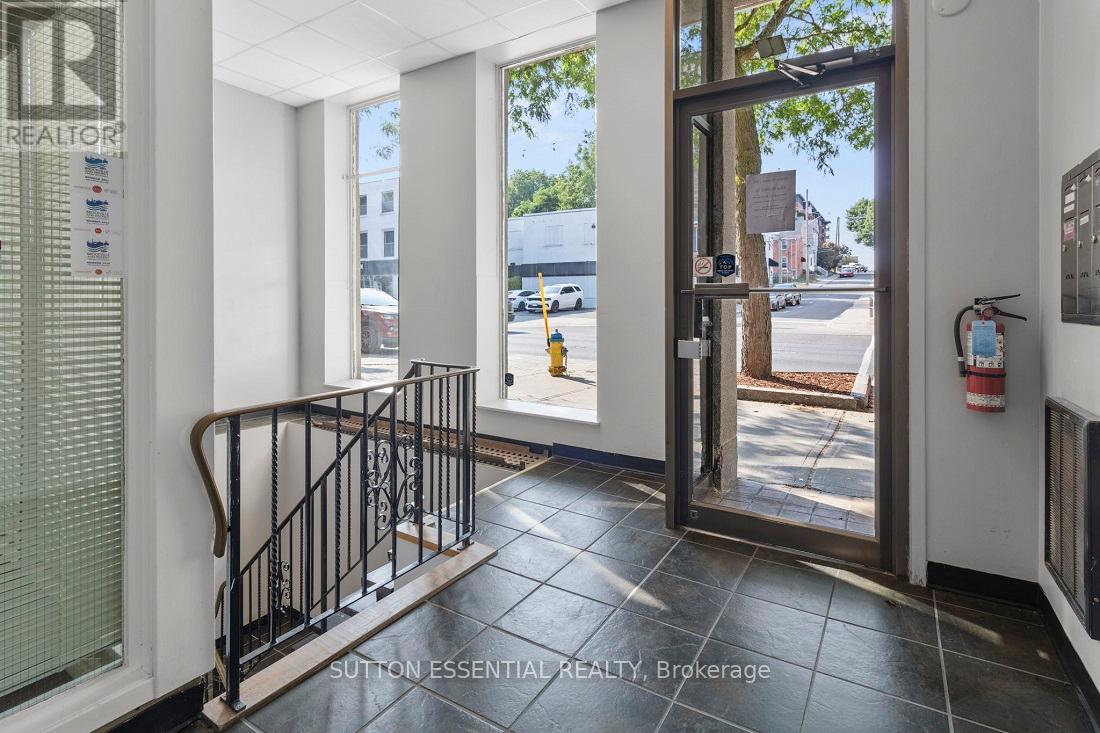 27 King Street E, Brockville, Ontario  K6V 1A7 - Photo 15 - X12347623