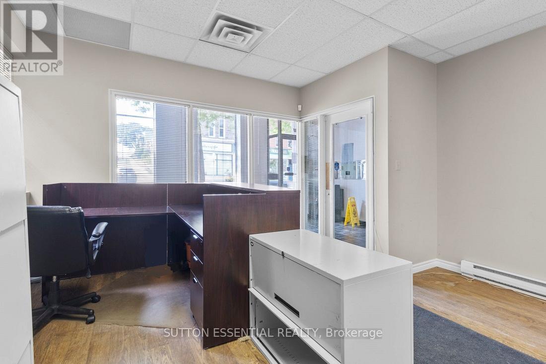 27 King Street E, Brockville, Ontario  K6V 1A7 - Photo 18 - X12347623