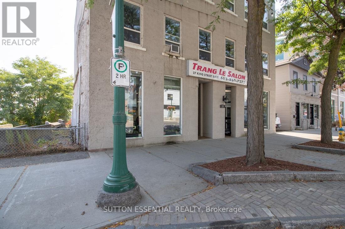 27 King Street E, Brockville, Ontario  K6V 1A7 - Photo 50 - X12347623
