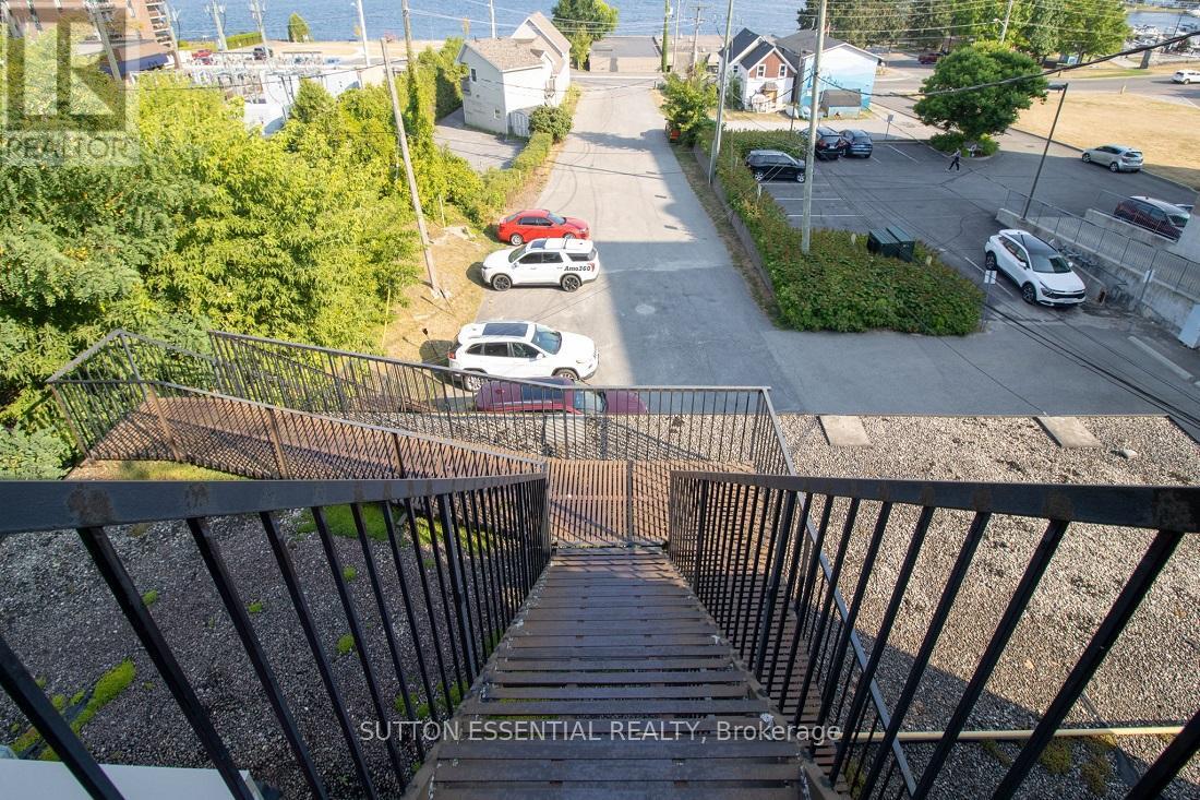 27 King Street E, Brockville, Ontario  K6V 1A7 - Photo 48 - X12347623