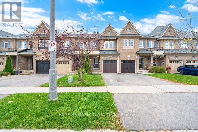 2397 Whistling Springs Crescent, Oakville, Ontario  L6M 0C3 - Photo 2 - W12470234