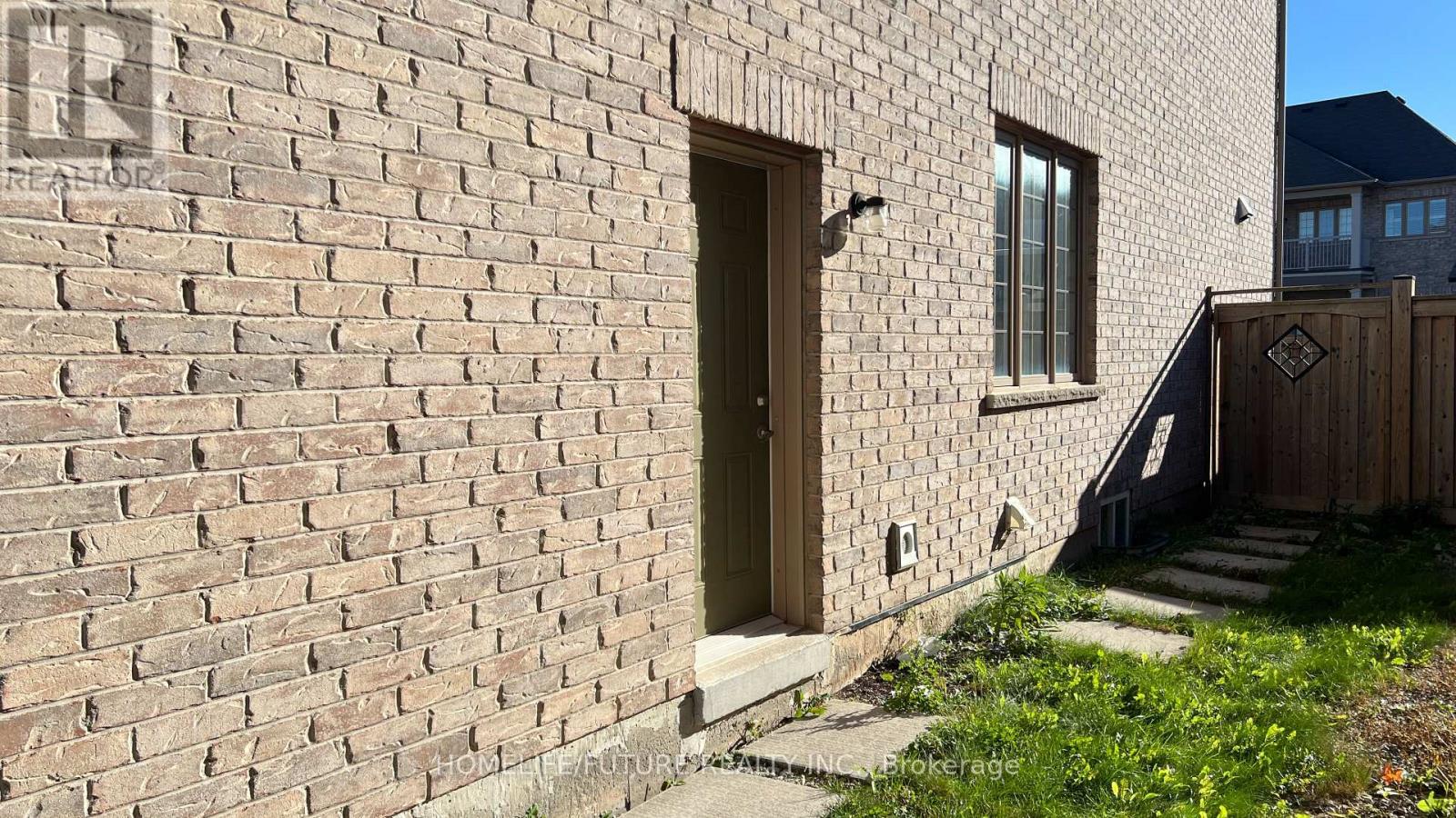 Bsmt - 30 Ashcreek Drive, Brampton, Ontario  L6Y 3A7 - Photo 3 - W12470250