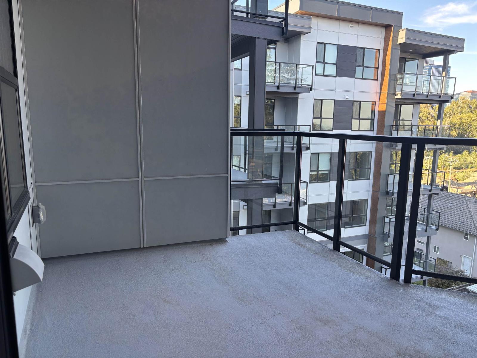 402 13458 95th Avenue, Surrey, British Columbia  V3V 0H1 - Photo 9 - R3059789
