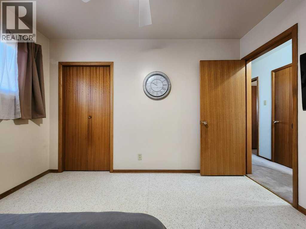 2413 9 Avenue N, Lethbridge, Alberta  T1H 1J4 - Photo 12 - A2265304