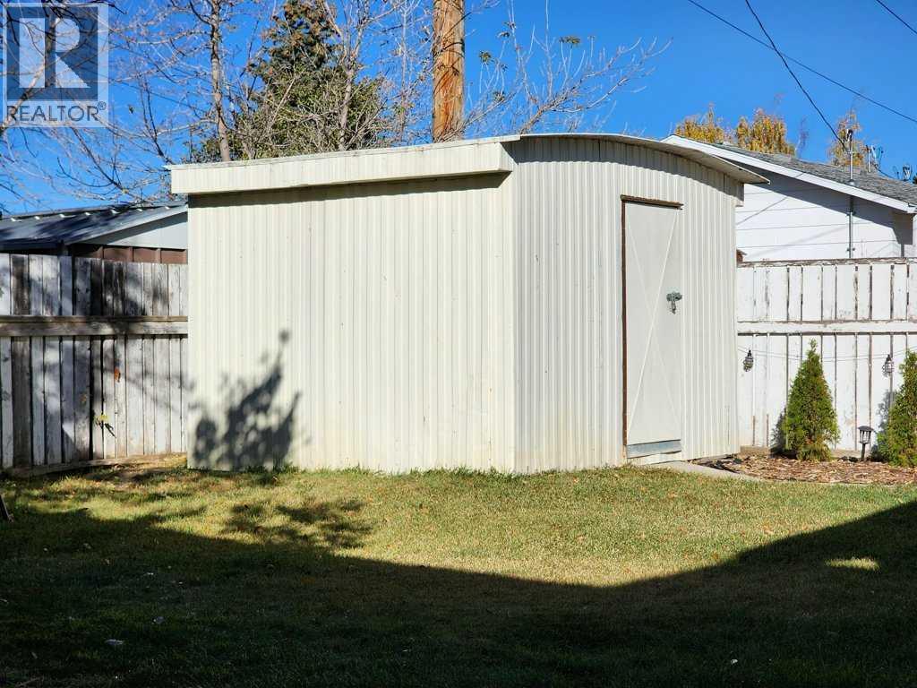 2413 9 Avenue N, Lethbridge, Alberta  T1H 1J4 - Photo 34 - A2265304