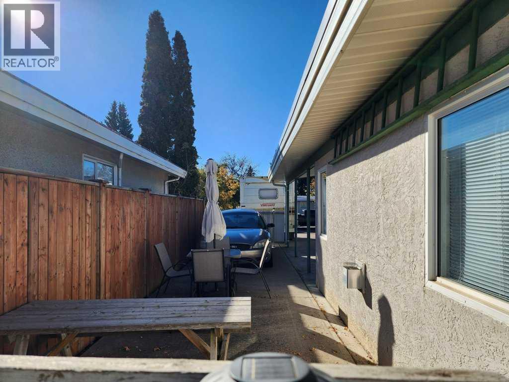 2413 9 Avenue N, Lethbridge, Alberta  T1H 1J4 - Photo 36 - A2265304