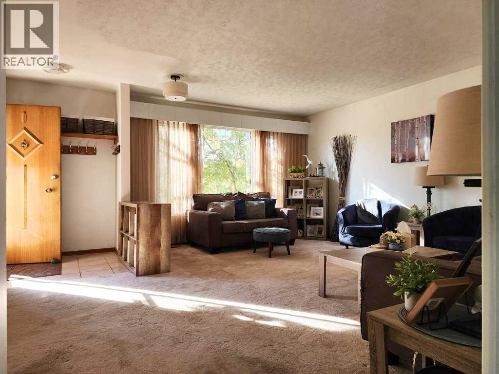 2413 9 Avenue N, Lethbridge, Alberta  T1H 1J4 - Photo 5 - A2265304