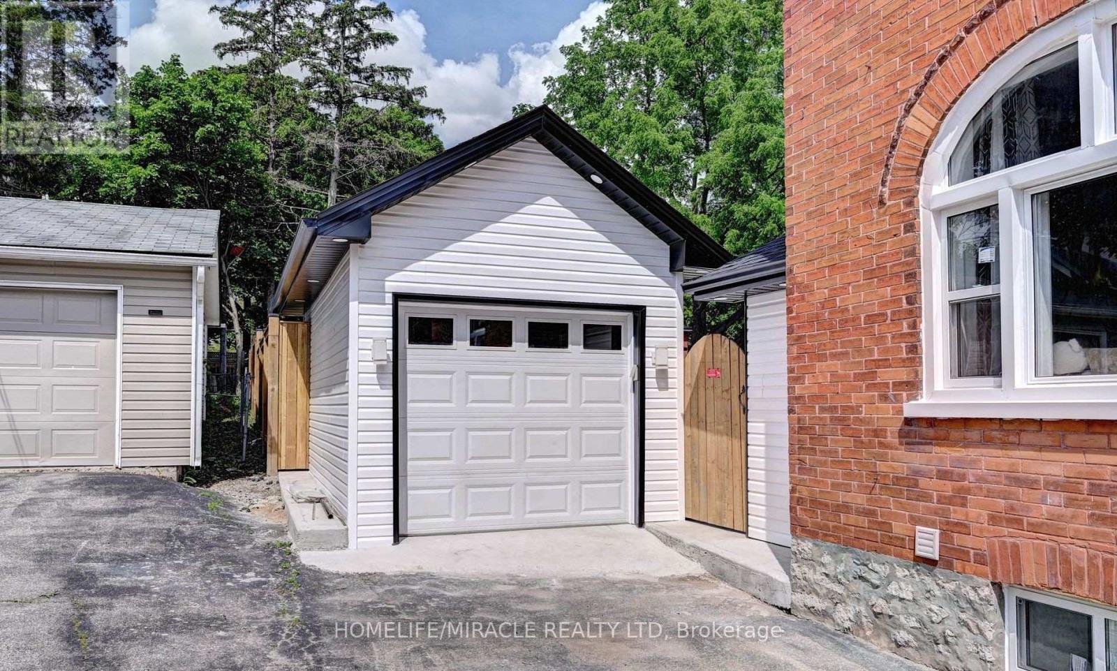 831 Hamilton Street, Cambridge, Ontario  N3H 3E7 - Photo 30 - X12470260