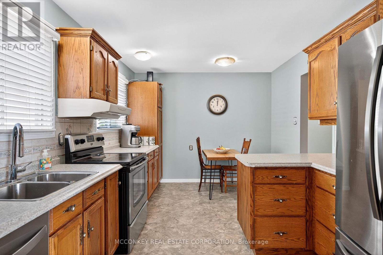 1216 Hilliard Street, Peterborough, Ontario  K9H 7H9 - Photo 14 - X12465586
