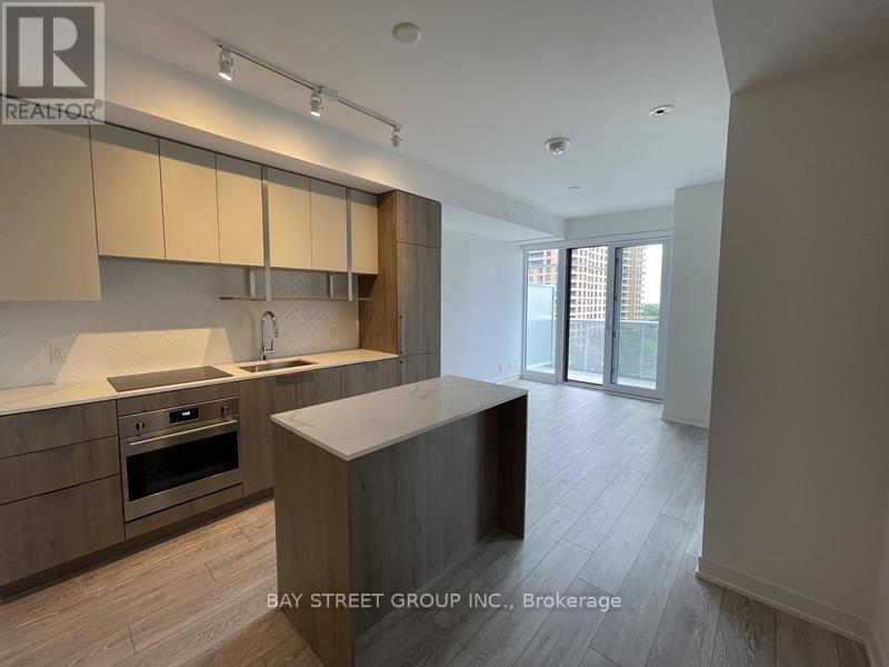 701 - 15 Holmes Avenue, Toronto, Ontario  M2N 0L4 - Photo 2 - C12470271