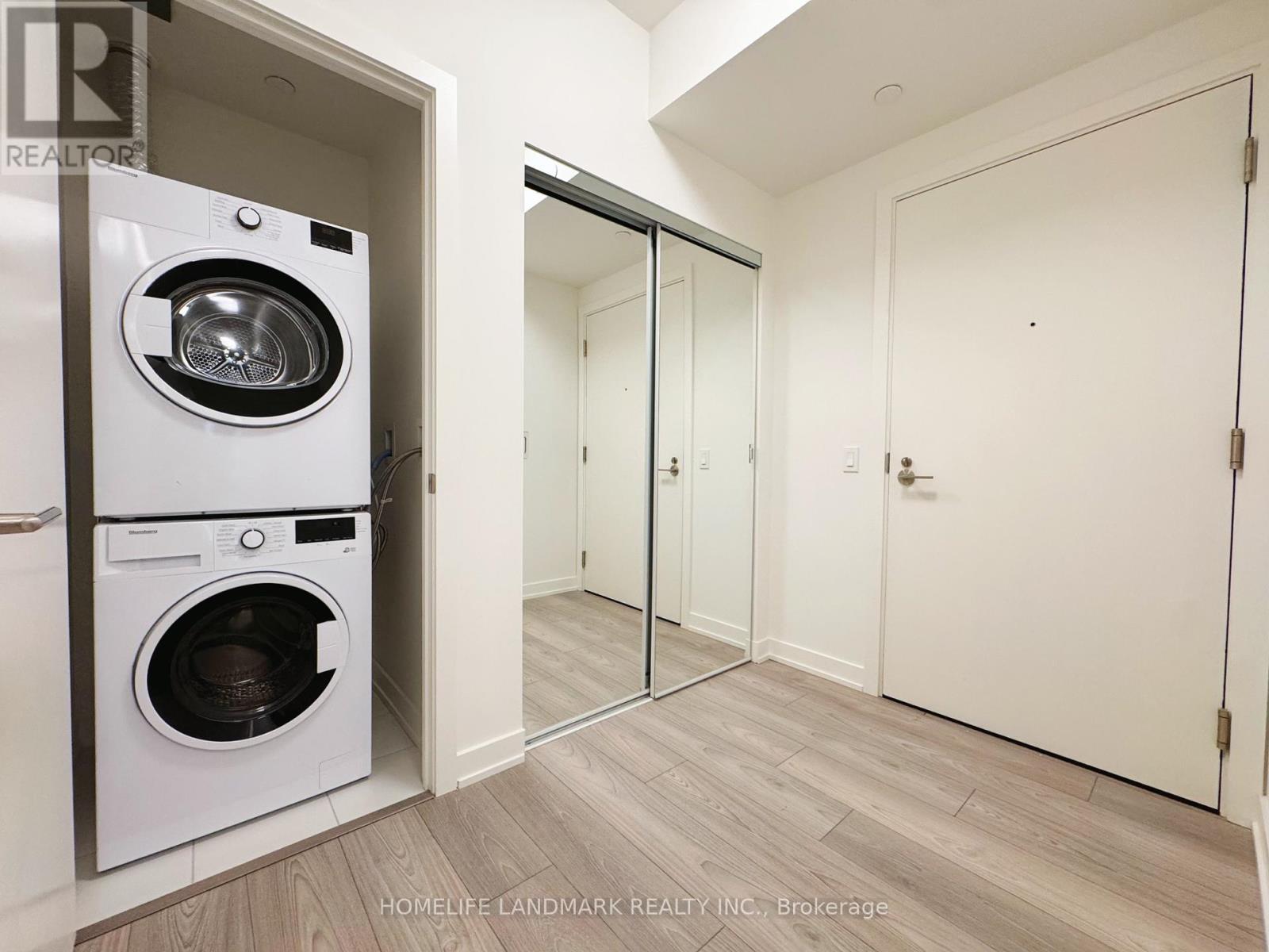 404 S - 110 Broadway Avenue, Toronto, Ontario  M4P 1V7 - Photo 17 - C12470278