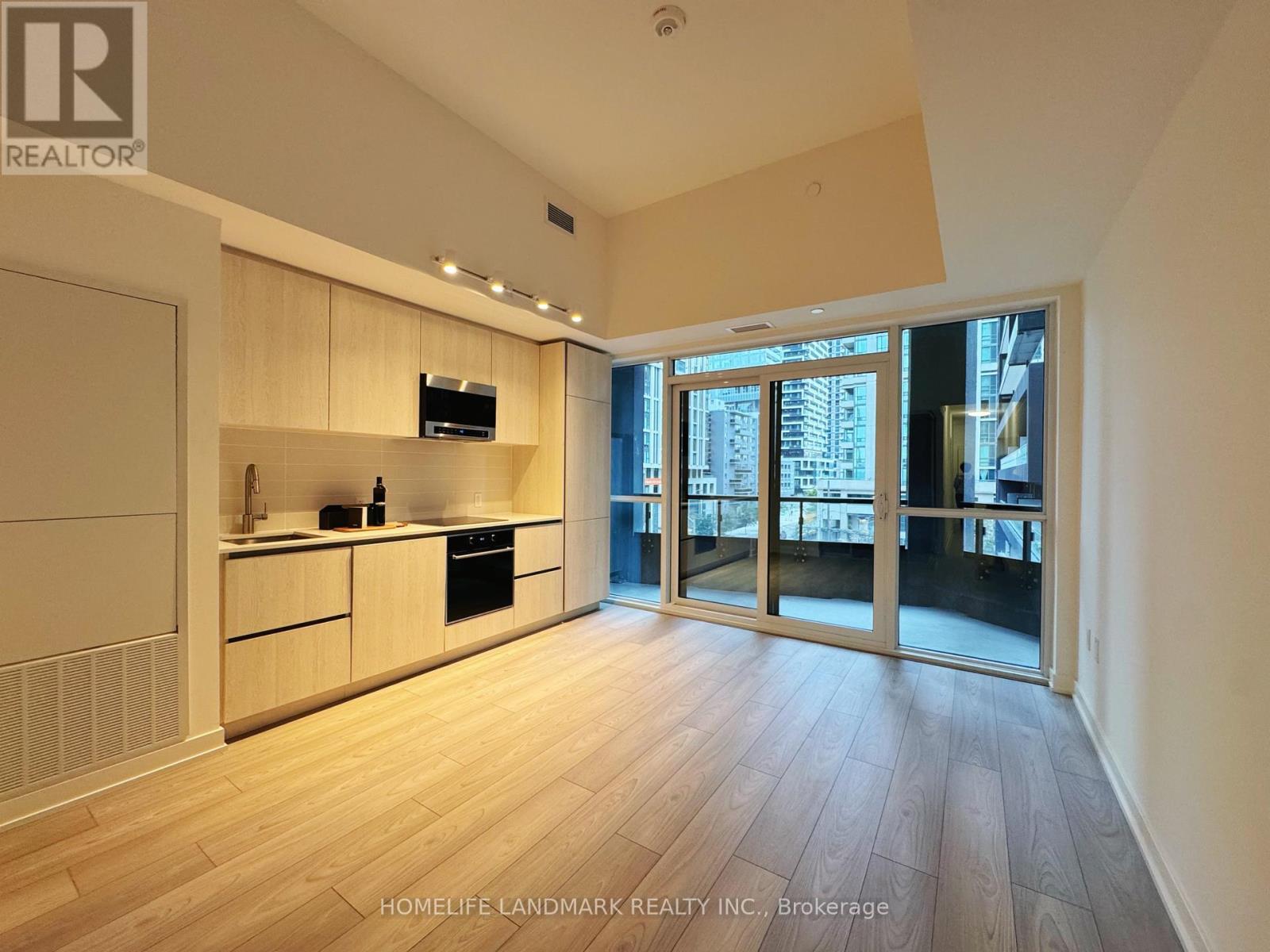 404 S - 110 Broadway Avenue, Toronto, Ontario  M4P 1V7 - Photo 2 - C12470278