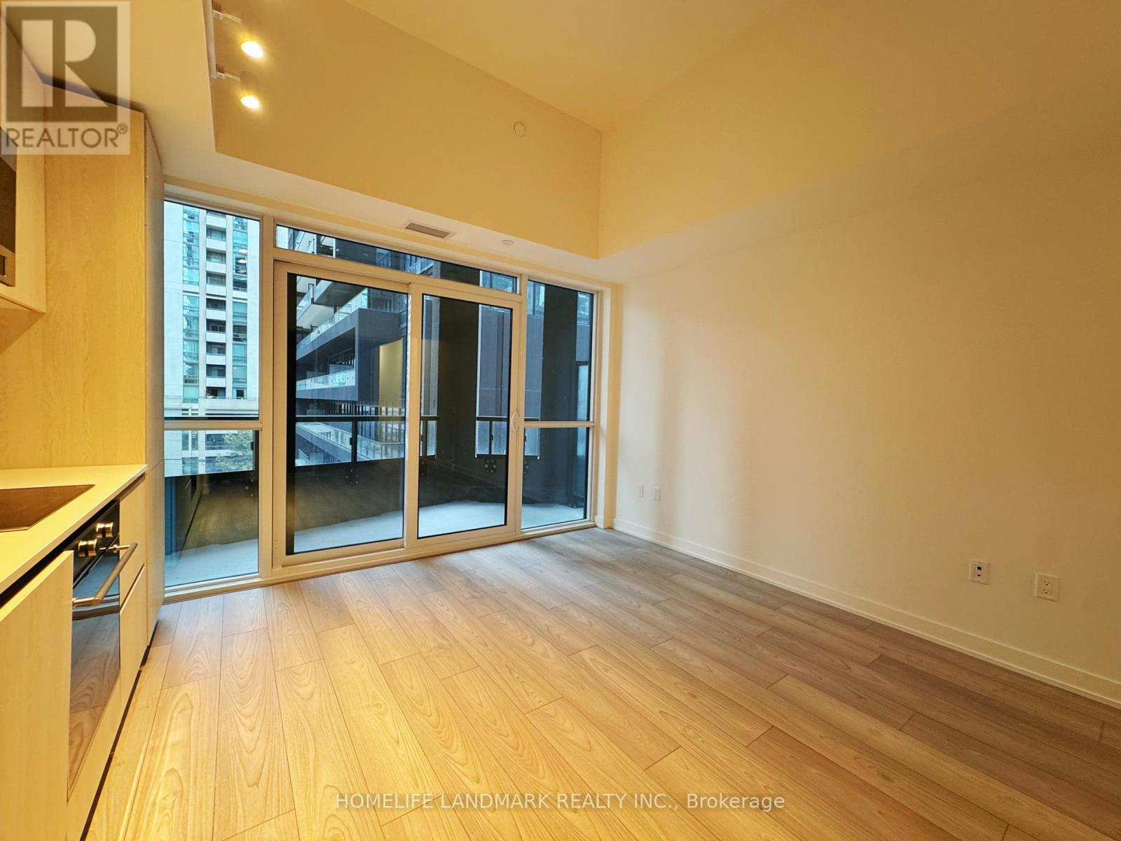 404 S - 110 Broadway Avenue, Toronto, Ontario  M4P 1V7 - Photo 3 - C12470278