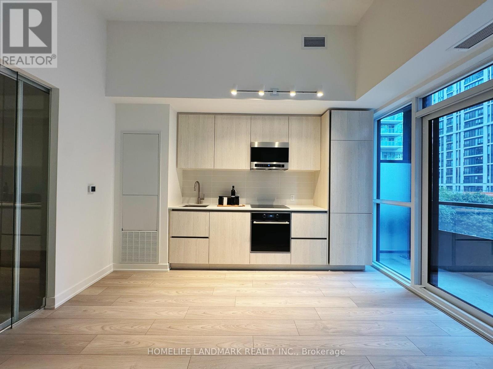 404 S - 110 Broadway Avenue, Toronto, Ontario  M4P 1V7 - Photo 5 - C12470278