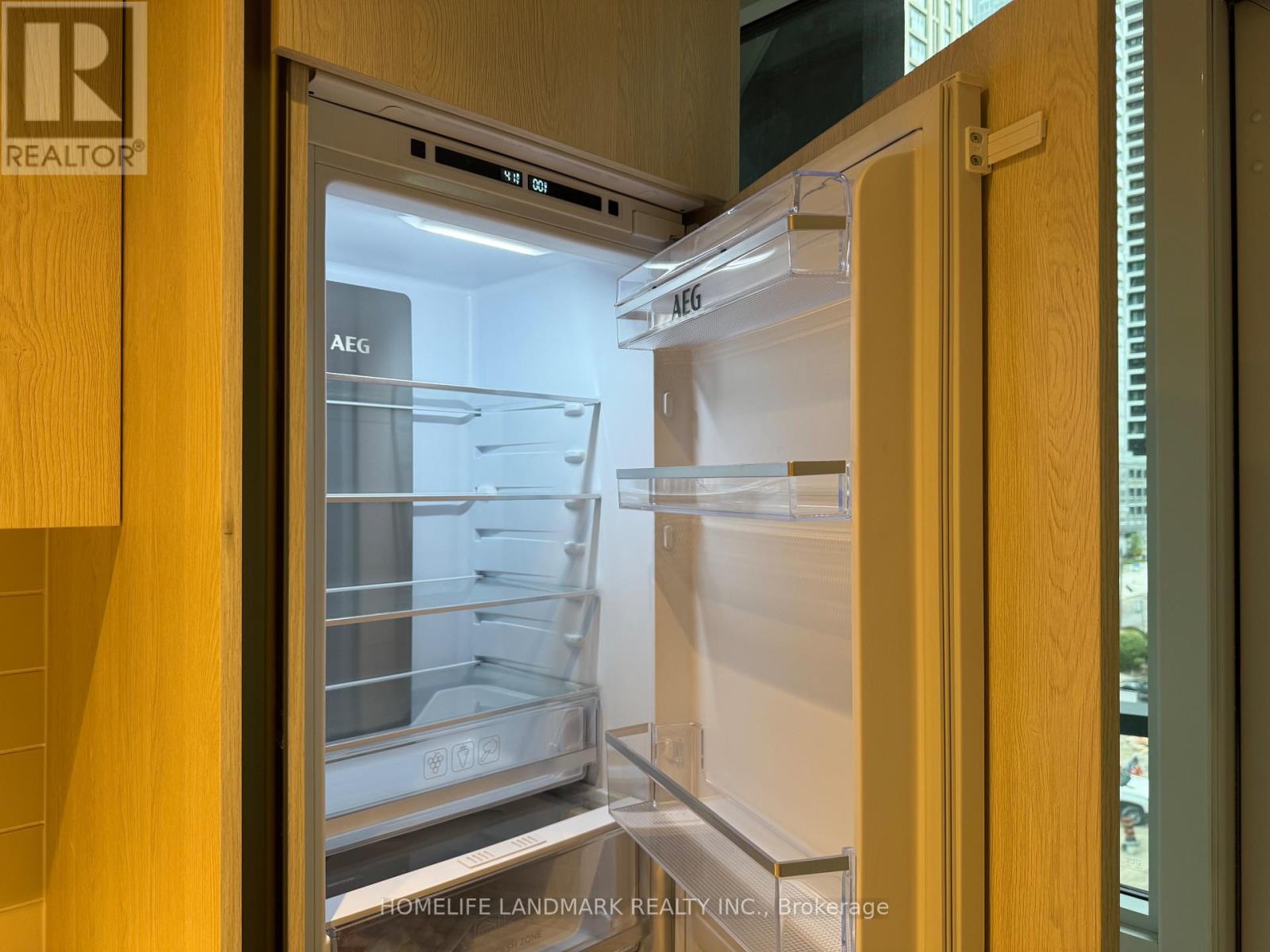 404 S - 110 Broadway Avenue, Toronto, Ontario  M4P 1V7 - Photo 6 - C12470278
