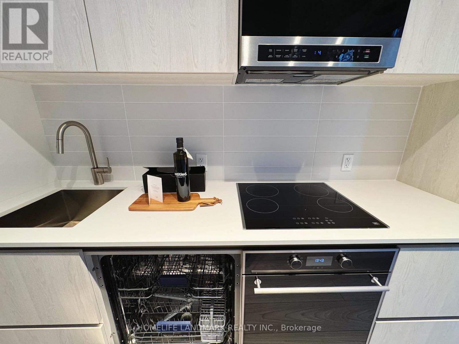 404 S - 110 Broadway Avenue, Toronto, Ontario  M4P 1V7 - Photo 7 - C12470278