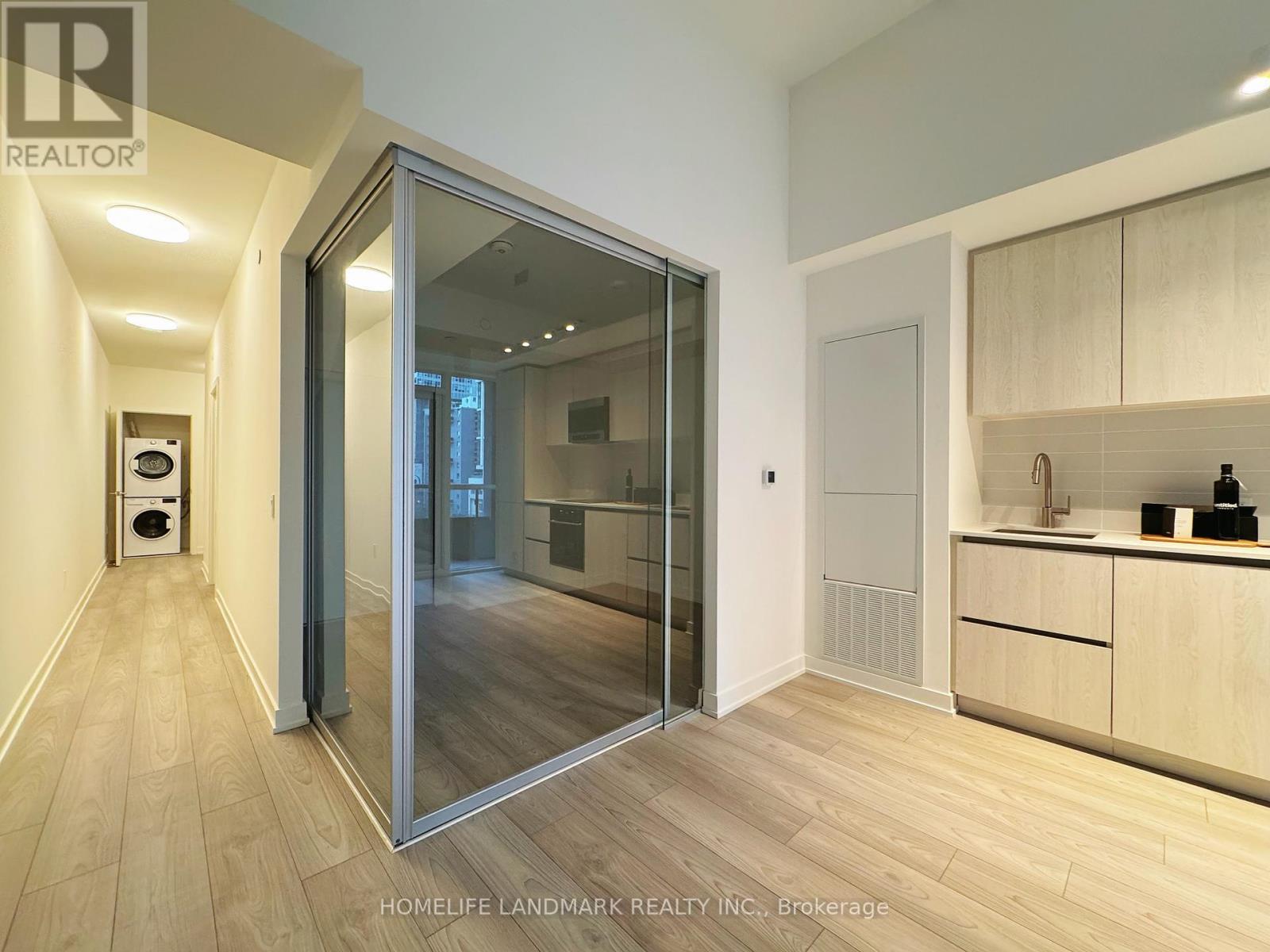 404 S - 110 Broadway Avenue, Toronto, Ontario  M4P 1V7 - Photo 9 - C12470278