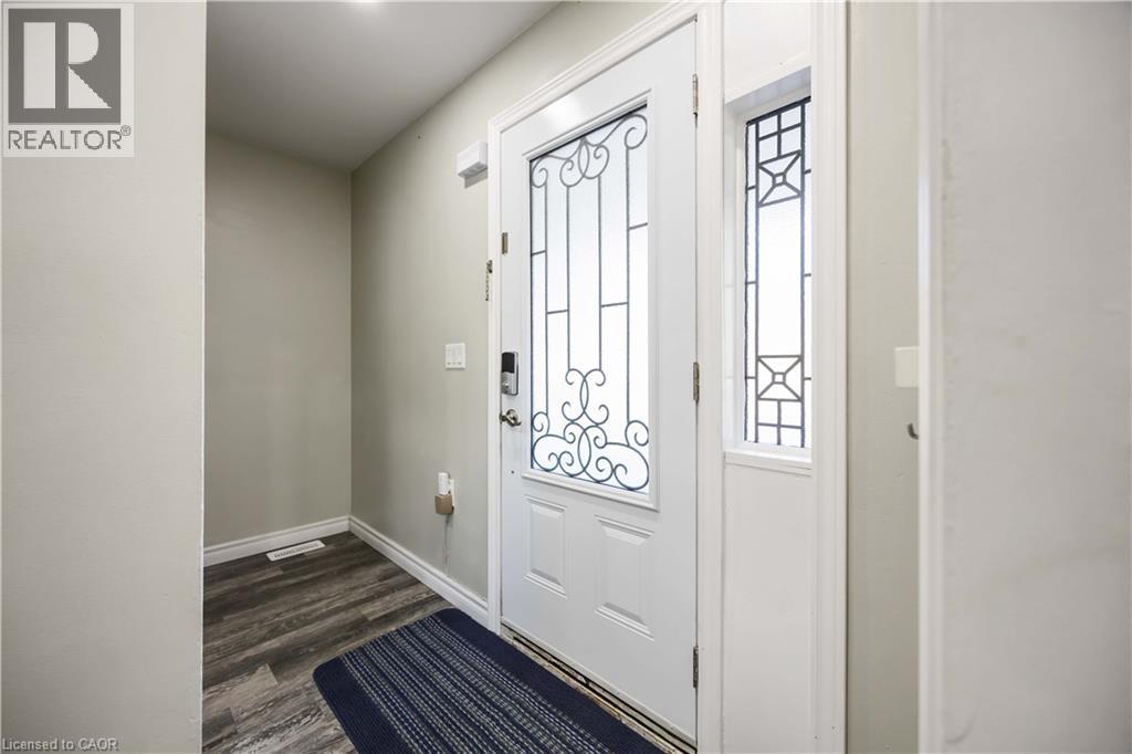 1057 King Street, Oshawa, Ontario  L1H 1H6 - Photo 17 - 40780335